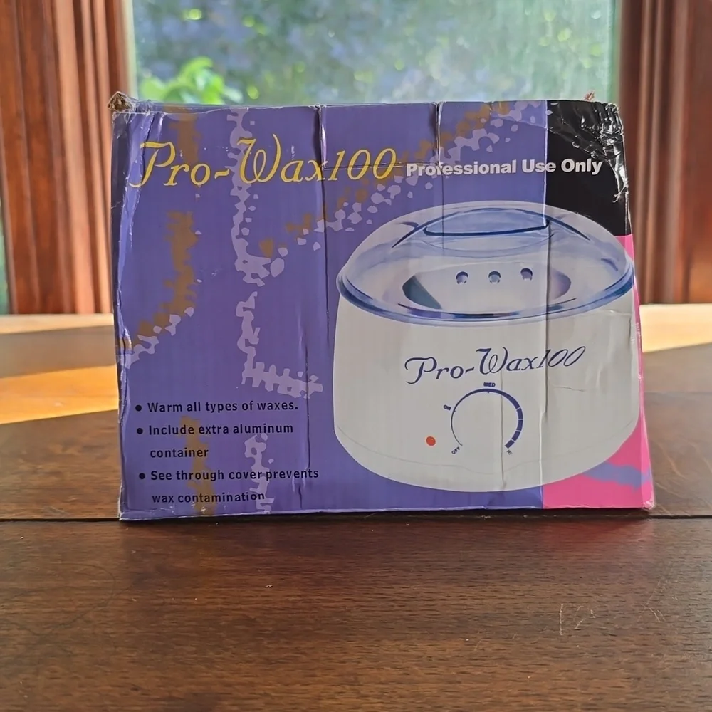 Pro-Wax100 Wax Warmer NWT / Damaged Box